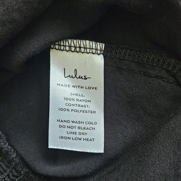 Chic Black Women's Top - Picture 7 of 14